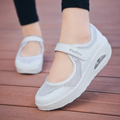 Women Comfortable Air Cushion Working Nurse Shoes